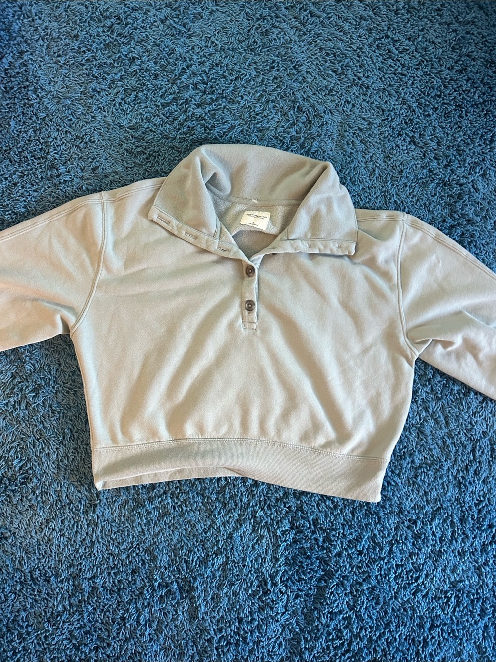 Abercrombie & Fitch Cropped Pullover Sweatshirt in Light Blue